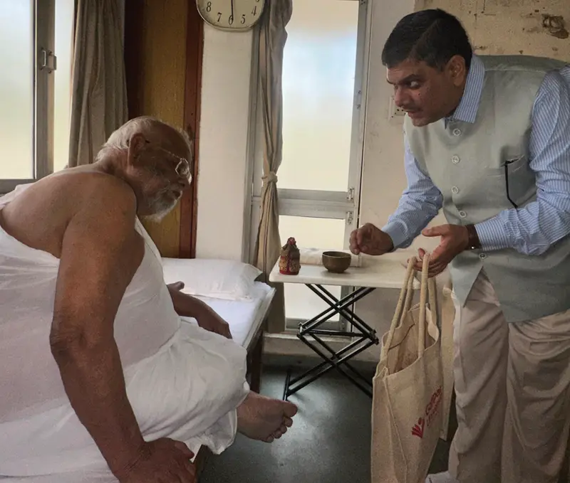 Meeting with, Rashtriya Sant Padamsagarsuriji Maharaj, January 05, 2025