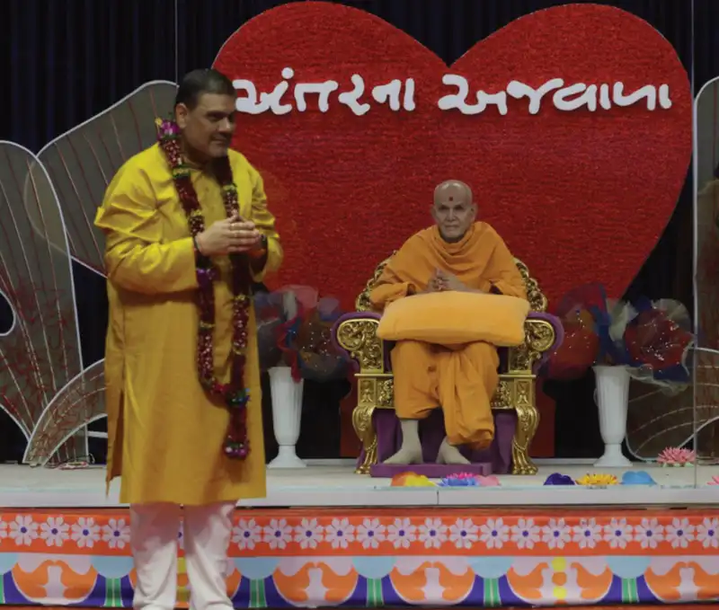 Receiving Blessings from, Pujya Mahantswamiji, of BAPS at BAPS Swaminarayan Mandir, Mehsana, September 09, 2025